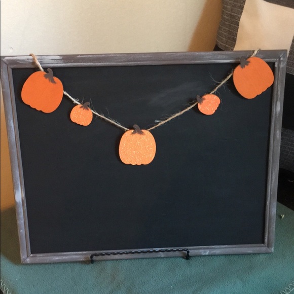 Fall themed chalk board - Picture 2 of 4